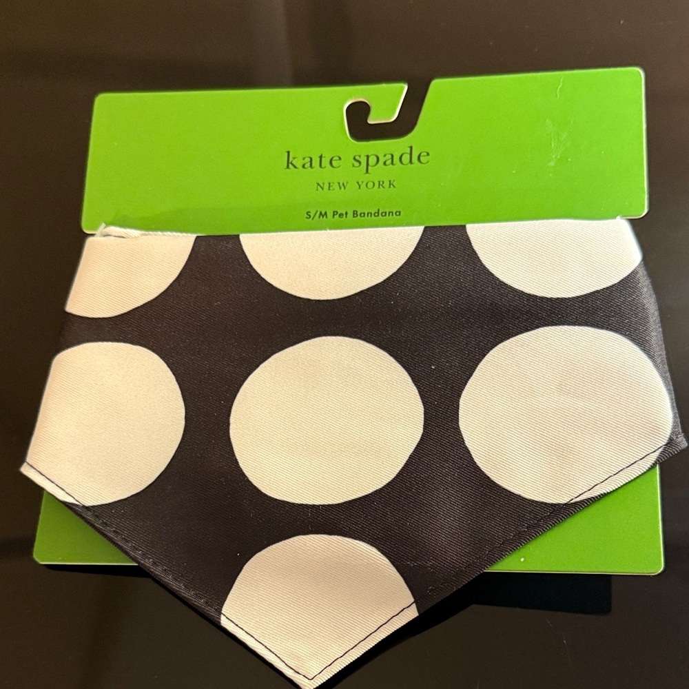 Kate Spade Black and White Polka Dot Pet Accessories - Picture 2 of 13